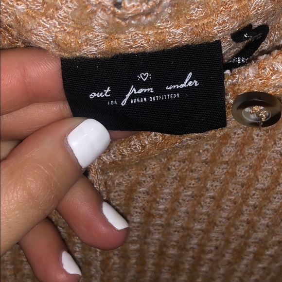 Urban outfitters sweater - Picture 2 of 3